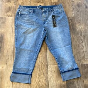 Diane Gilman Cropped Capri